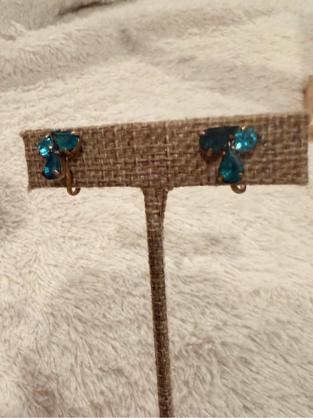 Blue Crystal Vintage Screw back Earrings - Picture 3 of 5